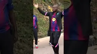 Miniature : Koula-Moutou :  séance de footing du Pdt Oligui Nguema à Koula-Moutou