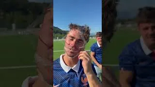 Miniature : C’était du catch ou un match de foot ? 😂🇫🇷⚽️