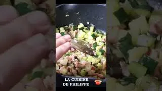 Miniature : quiche sans pâte courgettes et lardons #shorts #short #cuisine #viral #youtubeshorts #recette #diy