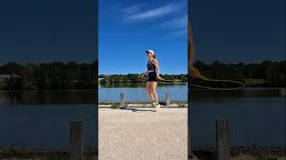 Miniature : Corde à sauter au bord au lac 🌊😎 #cordeasauter #cordeàsauter #jumprope