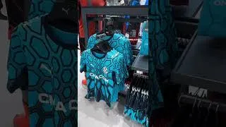 Miniature : 🔵⚪️ | Découvrez la nouvelle collection de l’Olympique de Marseille. #teamom #om