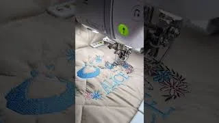 Miniature : Broder une couette légère de chez Action #broderiemachine #cadremagnétique