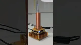 Miniature : Briquet à bobine de Tesla