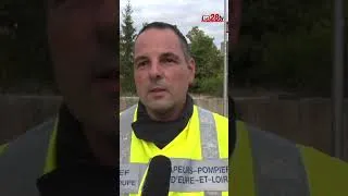 Miniature : Chartres : feu de pavillon avenue Nègre, les pompiers en cours d'intervention