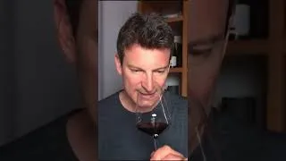 Miniature : Comment trouver les arômes en comparant les vins ? 🍷 
Pour progresser en dégustation : essayez la d