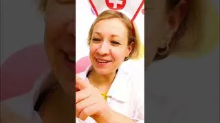 Miniature : Le docteur examine le bébé malade #poupées #nounou #jouets #shorts