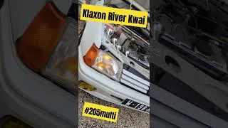 Miniature : Klaxon river Kwaï posé sur la Peugeot 205 Multi. Ça souffle plus fort qu'un camion !