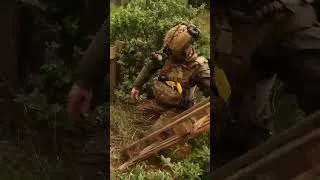 Miniature : Le 1REG en action ! #viedelegionnaire #rejoinslalegionetrangere #legionetrangere #fyp #1m #viral