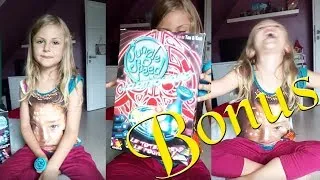 Miniature : [BONUS] Bella (et Inès) vous explique les règles de Jungle Speed