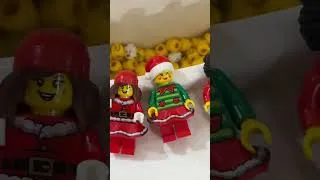 Miniature : it’s tiiime ✨ Je suis allée chez @LEGO pour créer des figurines avec des briques LEGO! #legopartner