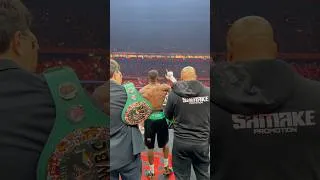 Miniature : BAKARY SAMAKE est juste différent ! 👀 #boxeanglaise #boxeur #gazo