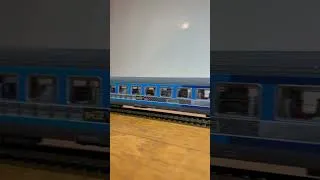 Miniature : Passage d’un Téoz (6 voitures) à faible allure… #teoz #aiguillages #modelismoferroviario