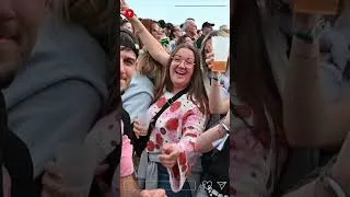 Miniature : Premier jour et premières stars aux Charrues !