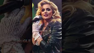 Miniature : MADONNA - « UNE FEMME FORTE N'ATTEND PAS… »