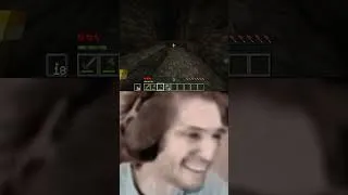 Miniature : Je déteste les grottes maintenant #minecraftshorts #minecraft #memes #creepypasta