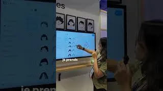 Miniature : Au stand Notion de Vivatech, on pouvait créer sa propre Notion Face et repartir avec en format stick