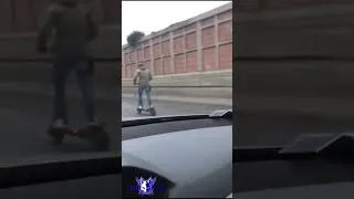 Miniature : En trottinette électrique à 90 kmh sur l’autoroute !