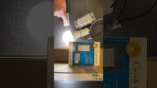 Miniature : Appareillage de la manette Pico avec un gradateur Lutron Caseta