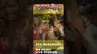 Miniature : J'avais la perruque toute mouillée ! Aya Nakamura 🌧 Archives M6Music