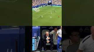 Miniature : 😍 La réaction de Didier Deschamps sur le but de Bradley Barcola #coupedumonde