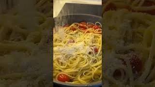 Miniature : Recette rapide et facile : pâtes à l’ail #recettefacile #recette #asmrvideo #recettevegetale