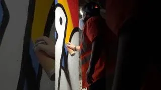 Miniature : Graffiti sur l’autoroute en pleine nuit #muralproject #streetarteverywere #streetart