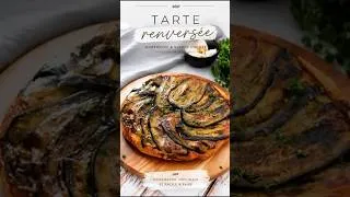 Miniature : Vous ne cuisinerez plus les aubergines autrement ! 🍆 Tarte renversée facile et gourmande #Shorts