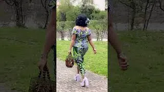 Miniature : Donnons de la valeur à nos tenues femmes africaines 🙏🏽🥰🇨🇩