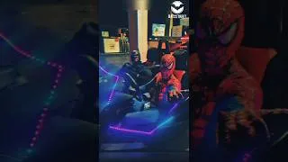 Miniature : Batman & Spiderman 🖤❤️💙Merci BAT2STREET pour ce moment incroyable avec la Batmobile 🦇 #batmobile