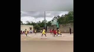 Miniature : U12 vs U18
