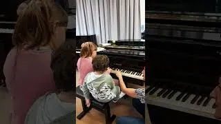 Miniature : premier cours de piano ensemble #france #musique #art #enfants #child #piano