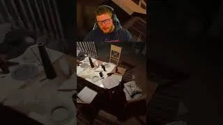 Miniature : Elle aime pas les pizza..... #reveil | #mister_crackfr sur #Twitch #reveil