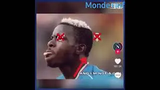 Miniature : l'incroyable vidéo du Naplolie traitant l'attaquant nigerian Victor Oshimen de noix de coco 😯.M+I