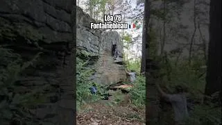Miniature : Léa 7B Fontainebleau restant du long rocher escalade Fontainebleau bouldering