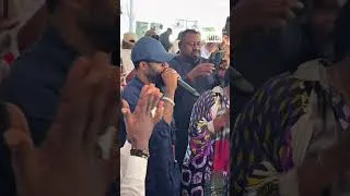 Miniature : Gims, Fally Ipupa et Dadju moment de danse avec Dominique Ouattara 🇨🇮