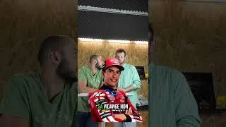 Miniature : L’équipe comm’ de Moto-Axxe teste la trend du moment ! 🏍️🎬