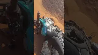 Miniature : CHUTE à moto AU SAHARA