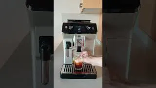 Miniature : Comment la cafetière Eletta Explore prépare le cold brew.