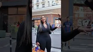 Miniature : OMG I SHE IS A VIBE 😭