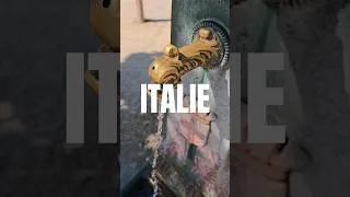 Miniature : Tu connaissais cette fontaine italienne ? Son astuce va te surprendre #italie #astuce #voyage