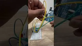 Miniature : Arduino 🔥Contrôler une LED avec un bouton poussoir (ON/OFF) 💡#Arduino #Electronique #Programmation