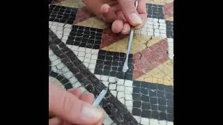 Miniature : Restauration de la mosaïque de l'église de la Trinité de la Palud.
