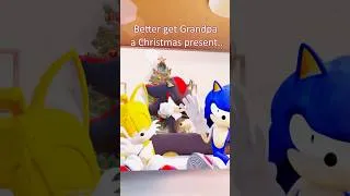 Miniature : Better get Grandpa a Christmas present.. #sonicthehedgehog #shadowthehedgehog  #sonic#sonicedit