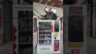 Miniature : Bientôt le 3eme distributeur Pokémon 🙄 #shorts#pokemon#carrefour