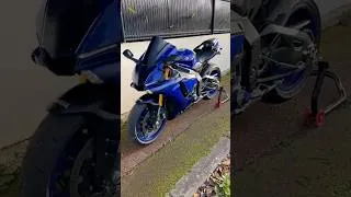 Miniature : Yamaha R1 2018 Akrapovic🔥