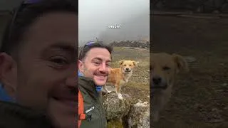 Miniature : Le Mera Peak un mètre à la fois… 😳
