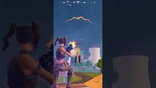 Miniature : JE SUIS BEAUCOUP TROP CHAUD 😈 #fortnite #fortniteclips #gaming #clips #abonnetoi #manette