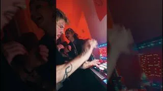 Miniature : House party in Paris with Fakear & friends for the release of Open World Mixtape . #dj #dnb #party