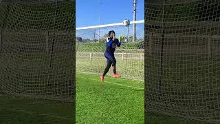 Miniature : Exercice spécifique gardien de but Transition technique Échauffement Goalkeeper Training