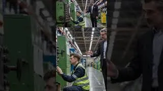 Miniature : Ce PDG n'en croyait pas ses yeux en découvrant ce que son employé faisait a...